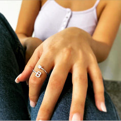 Initialen Ring mit Zirkonia baysaat-gmbh.myshopify.com
